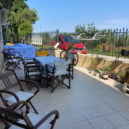 ένα πλήρως εξοπλισμένο εξοχικό 펜션 *